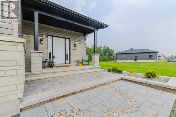 North Grenville, ON K0G1J0,114 MAPLESTONE DRIVE