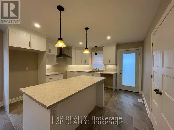 Russell, ON K4R1A6,53 CRAIG STREET