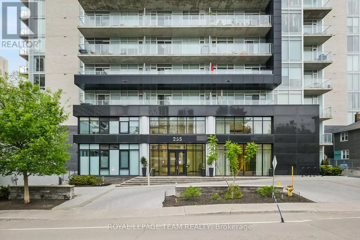Ottawa, ON K1R0C5,255 Bay ST #909
