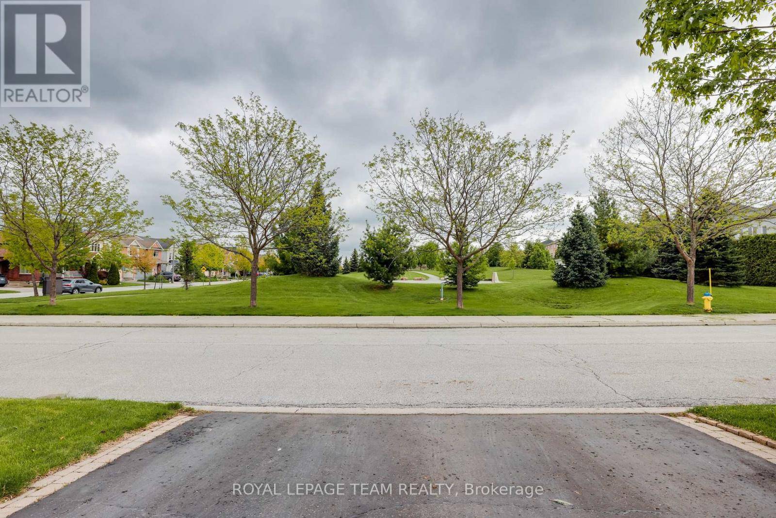 Ottawa, ON K2T0B1,438 BRUNSKILL WAY