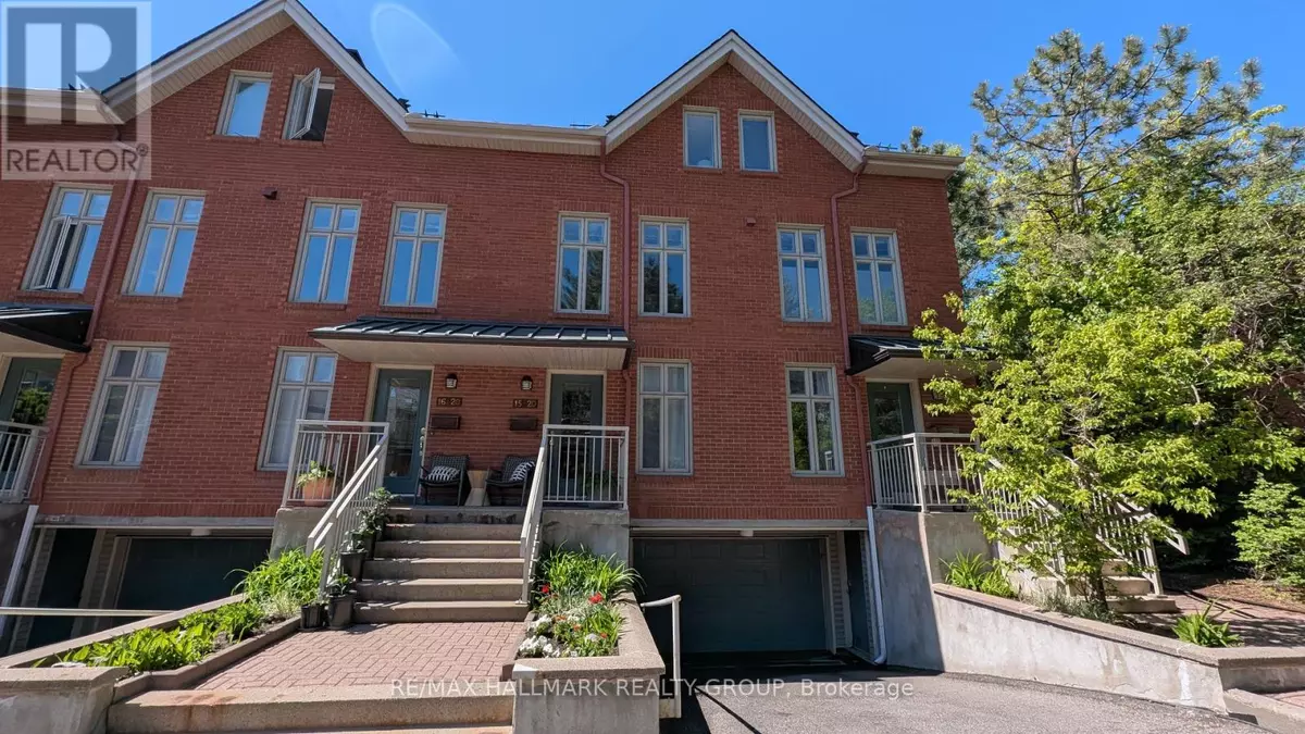 Ottawa, ON K1L8K5,20 Charlevoix ST #15
