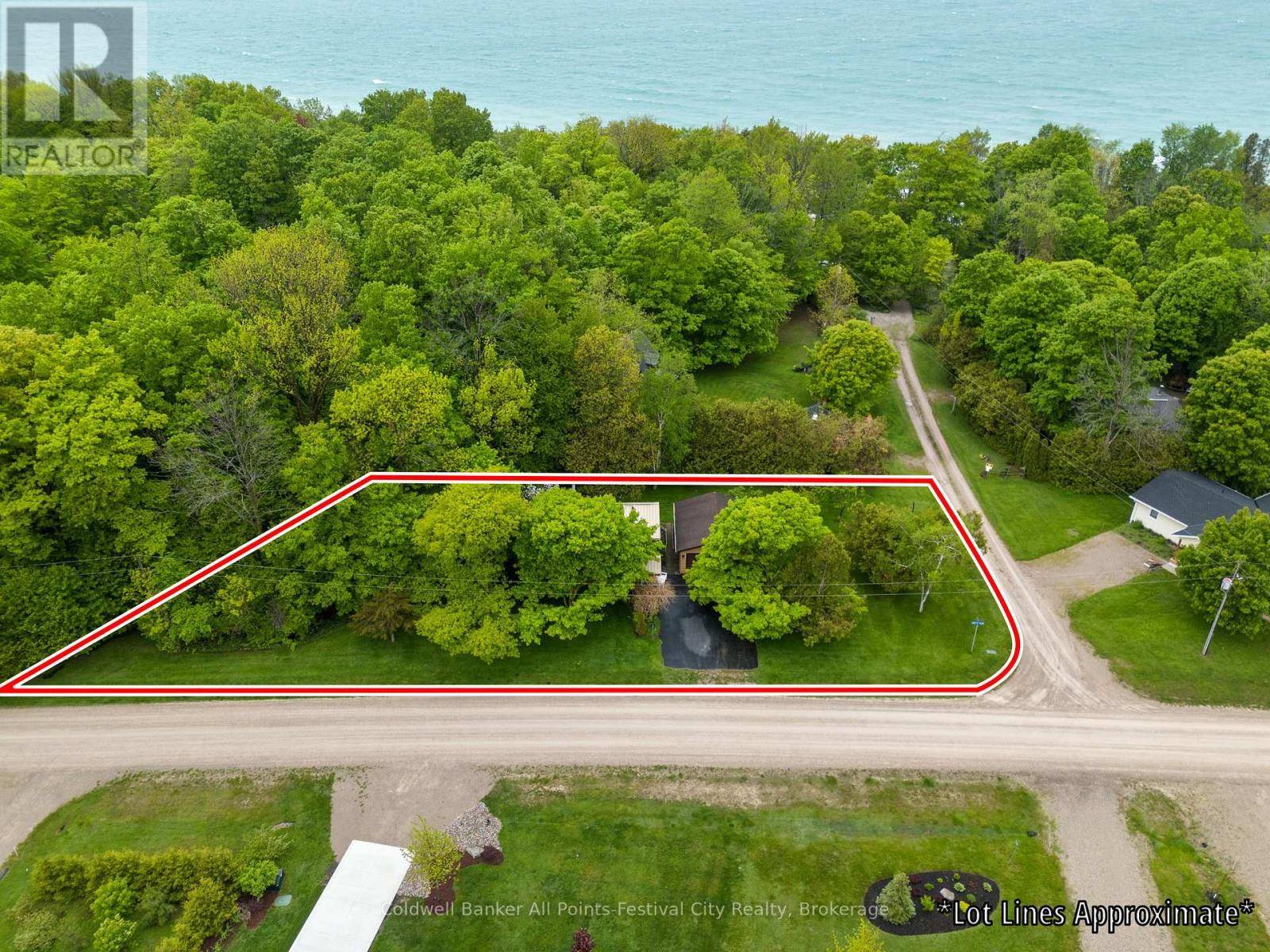 Bluewater (stanley), ON N0M1G0,74387 DRIFTWOOD DRIVE