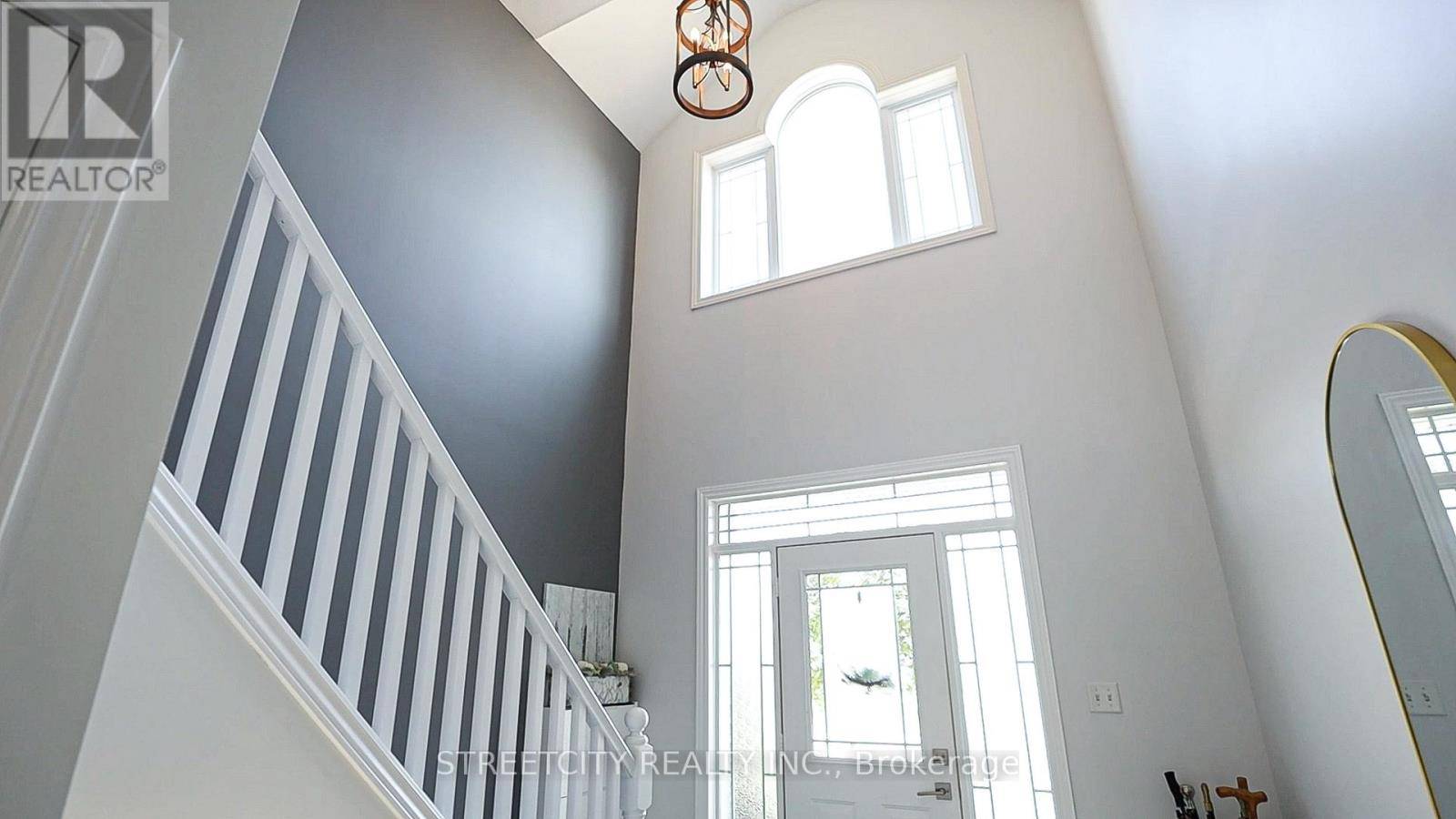 London North (north C), ON N5X4K4,1841 ROLLINGACRES DRIVE