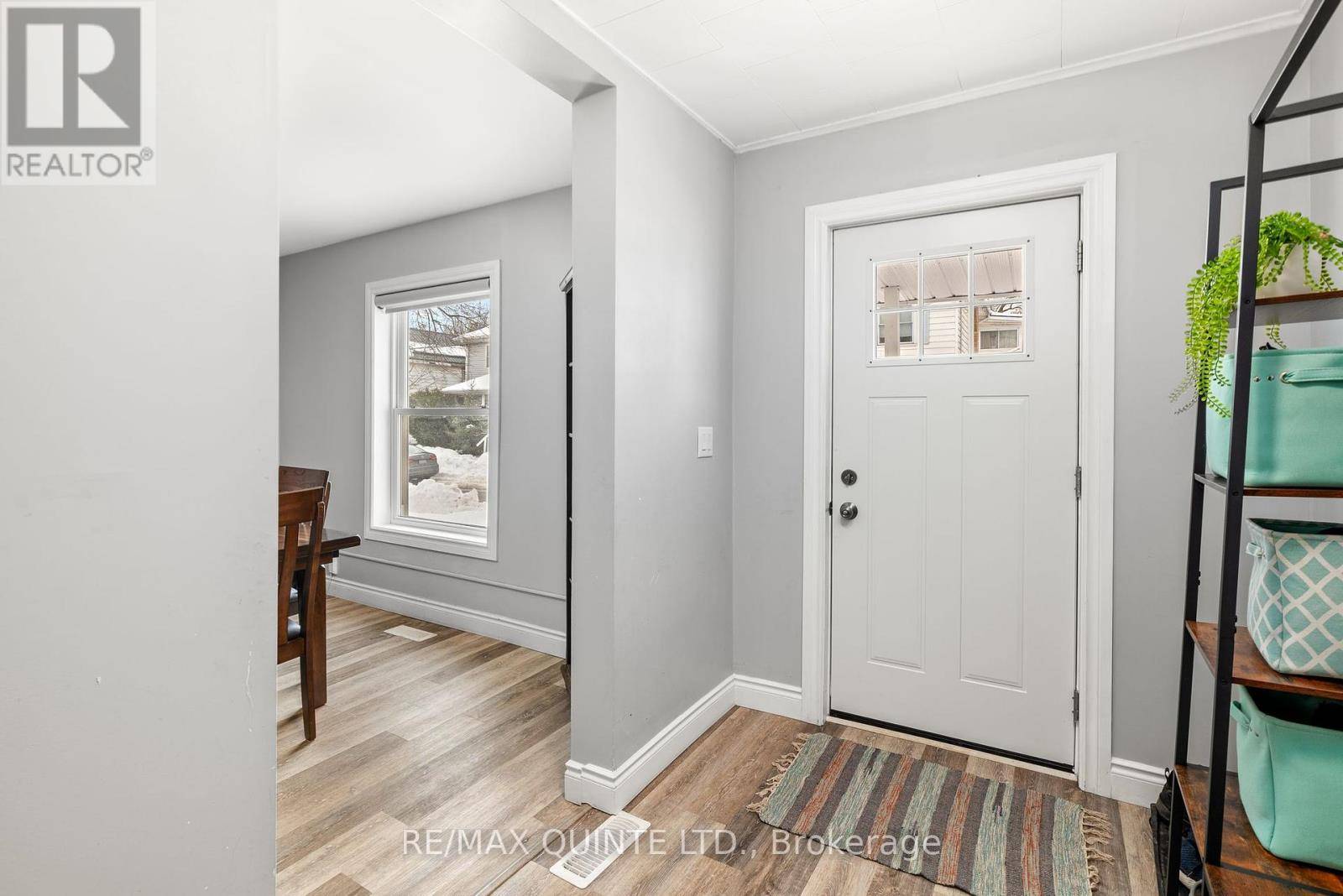 Belleville (belleville Ward), ON K8N3S7,91 CHATHAM STREET