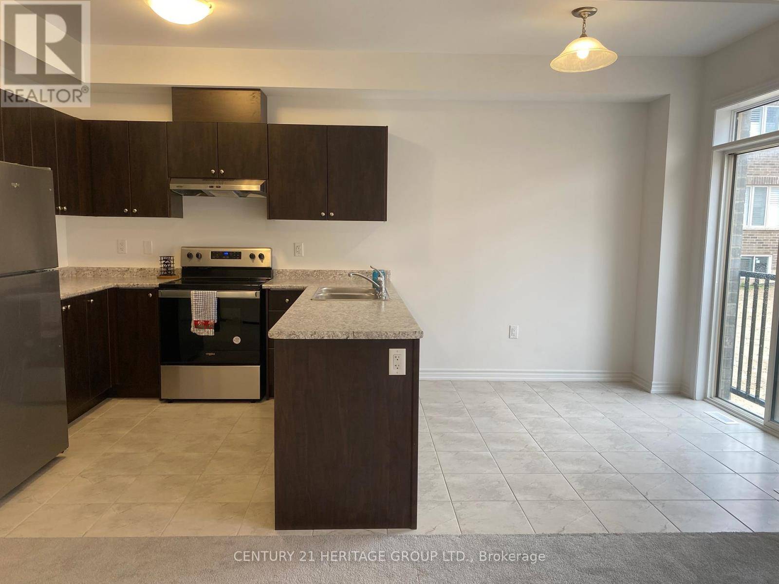 Southgate, ON N0C1B0,102 STOCKS AVENUE