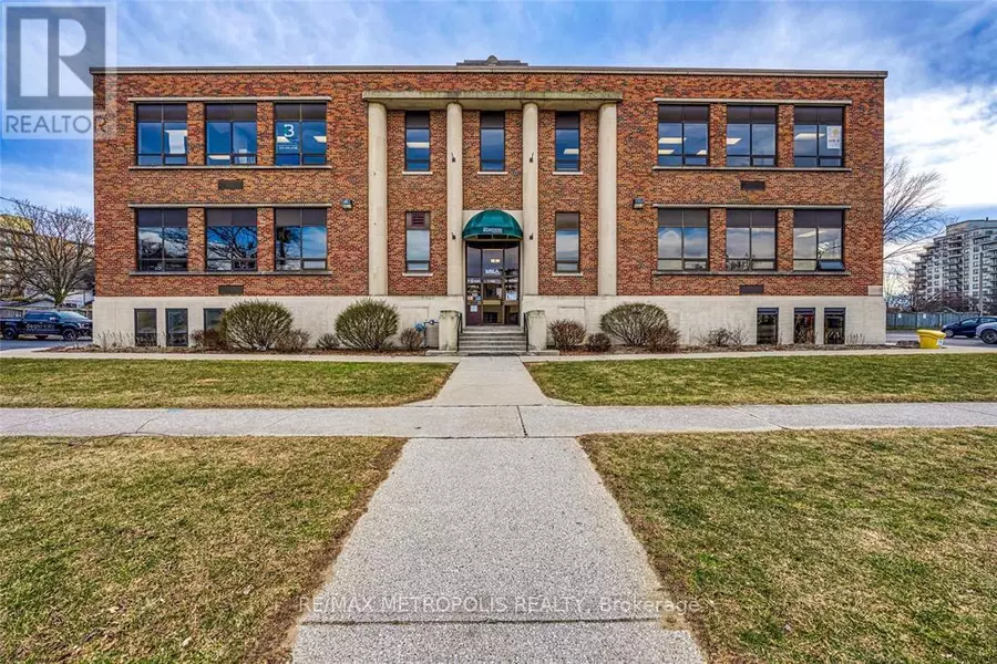 109 Durand ST #B Upper, Sarnia, ON N7T5A1