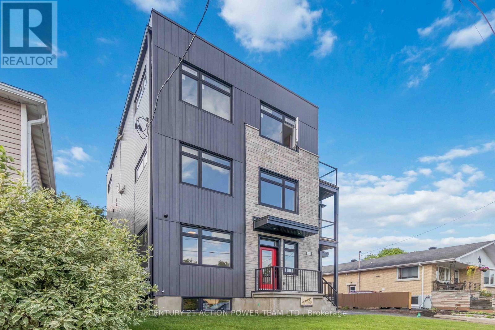 Ottawa, ON K1L6H6,280 LEVIS AVE #1
