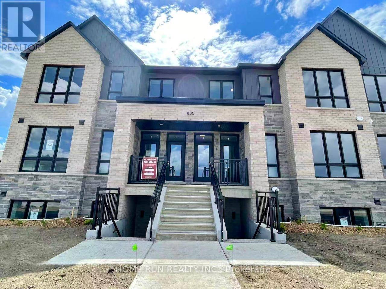 830 Roger Griffiths Ave AVE #B, Ottawa, ON K2S3A9