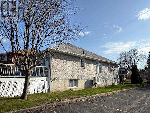 Belleville (belleville Ward), ON K8P5K3,21 GROSVENOR DRIVE