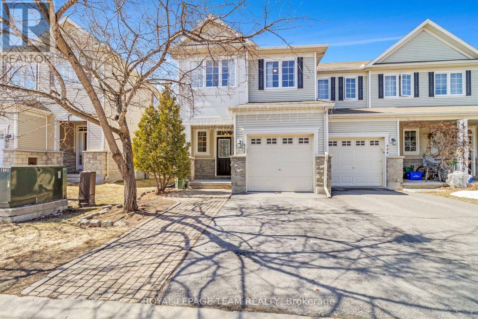 910 CALDERMILL PRIVATE W, Ottawa, ON K2J0Z7