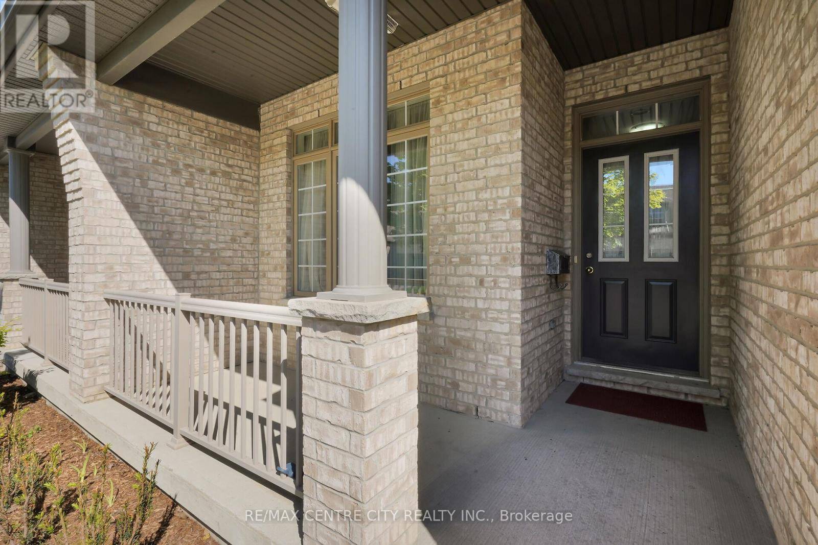 London North (north O), ON N6H5W8,600 HYDE PARK RD #278