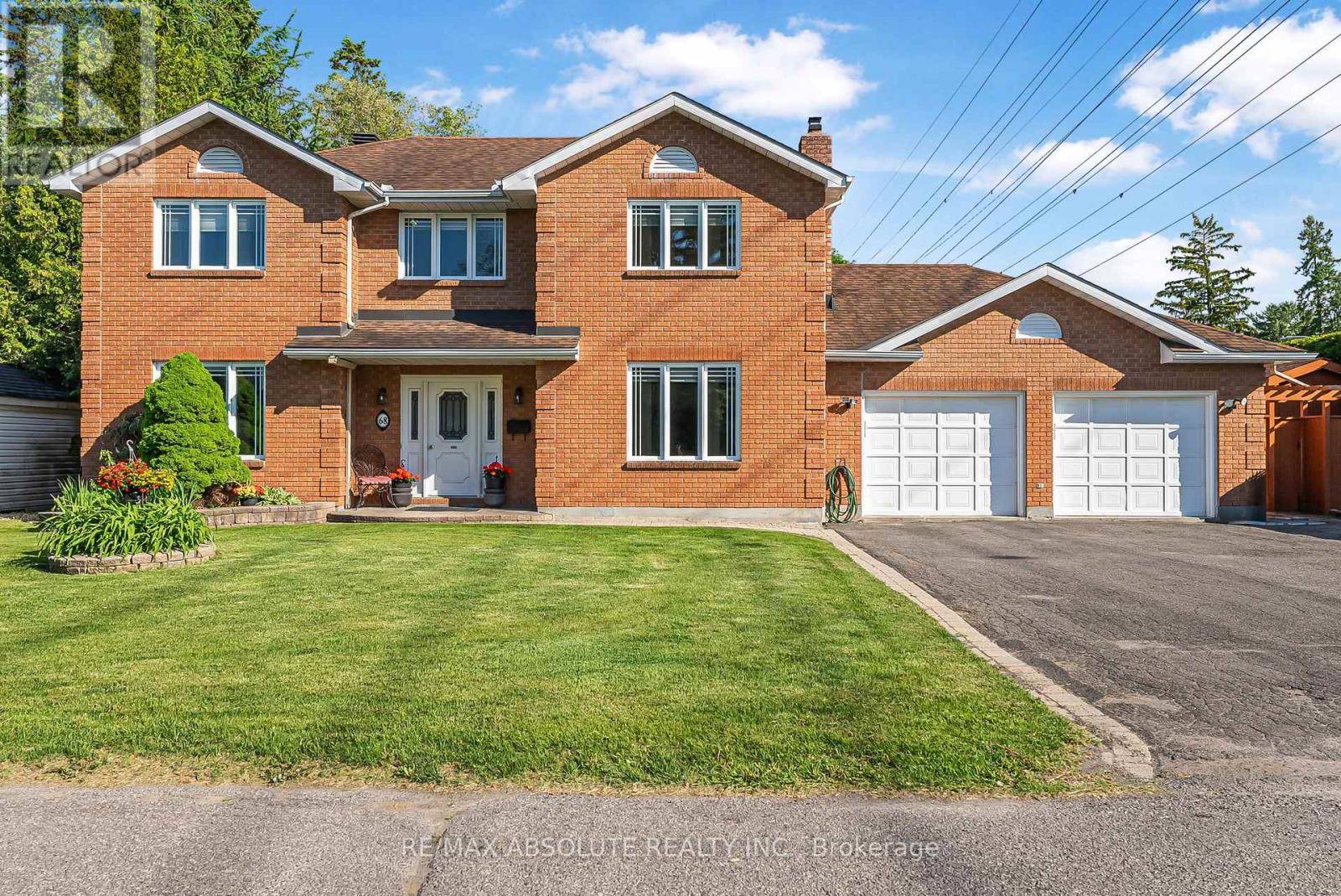 68 ST CLAIRE AVENUE, Ottawa, ON K2G2A4