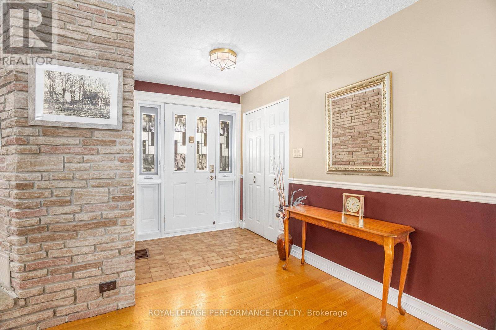 Casselman, ON K0A1M0,862 PRINCIPALE STREET