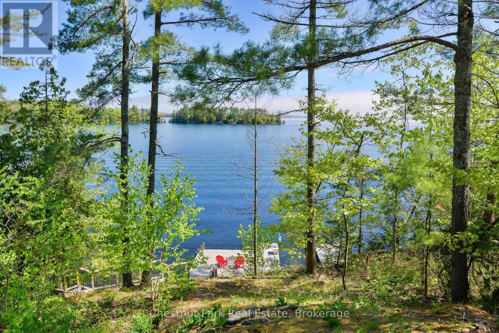 Gravenhurst (muskoka (s)), ON P1P1R2,1106 LAWLAND HTS ROAD