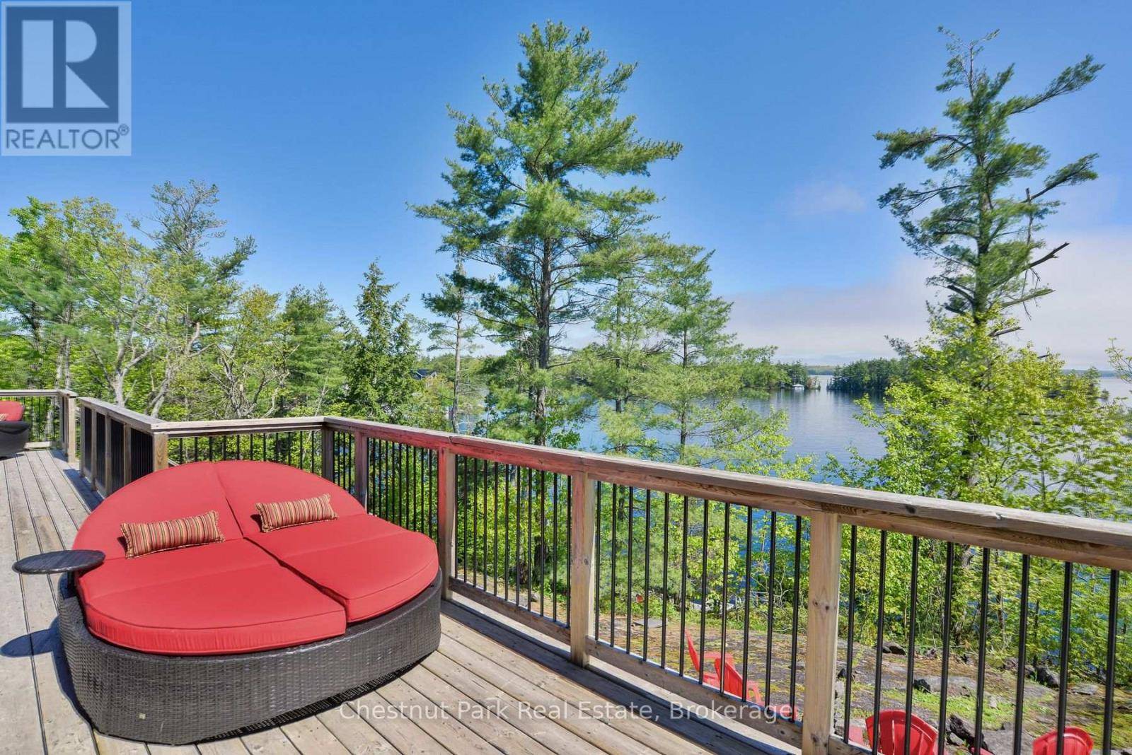 Gravenhurst (muskoka (s)), ON P1P1R2,1106 LAWLAND HTS ROAD