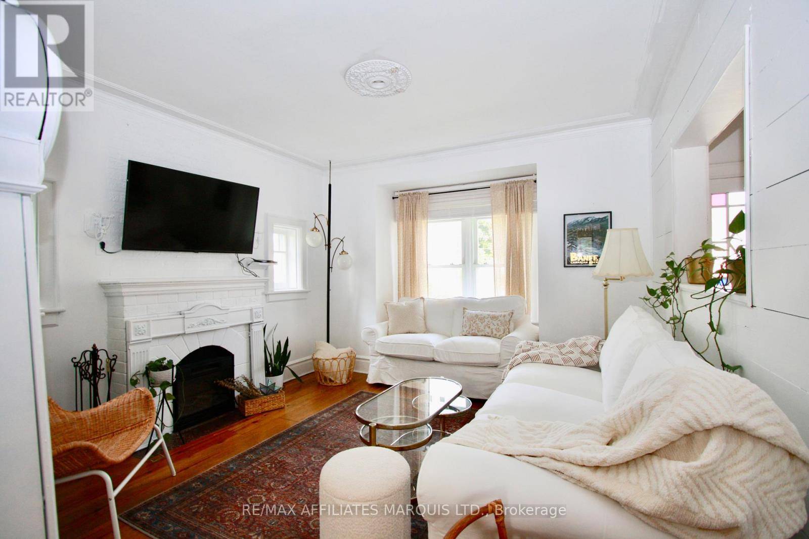Cornwall, ON K6J3Z7,444 YORK STREET