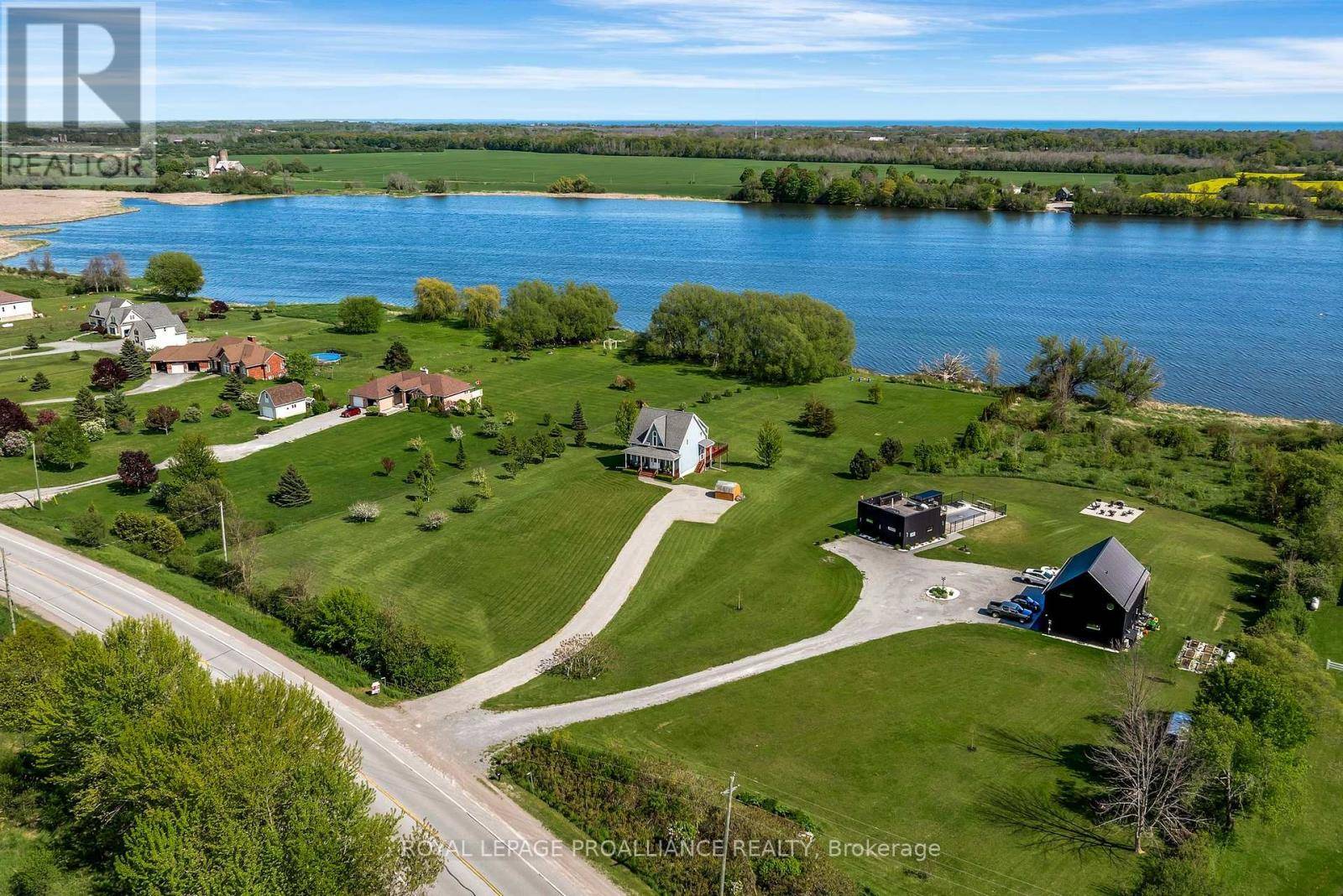 Prince Edward County (hillier), ON K0K2J0,19337 LOYALIST PARKWAY