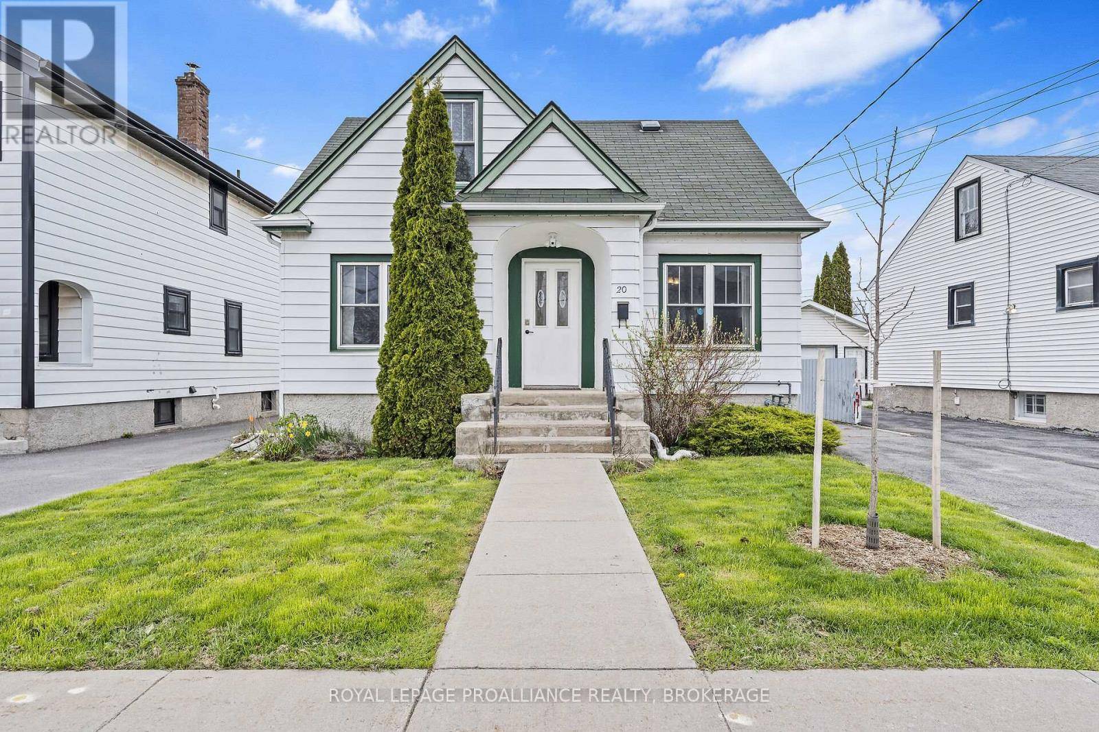 20 DRAYTON AVENUE, Kingston (east Of Sir John A. Blvd), ON K7K4X6