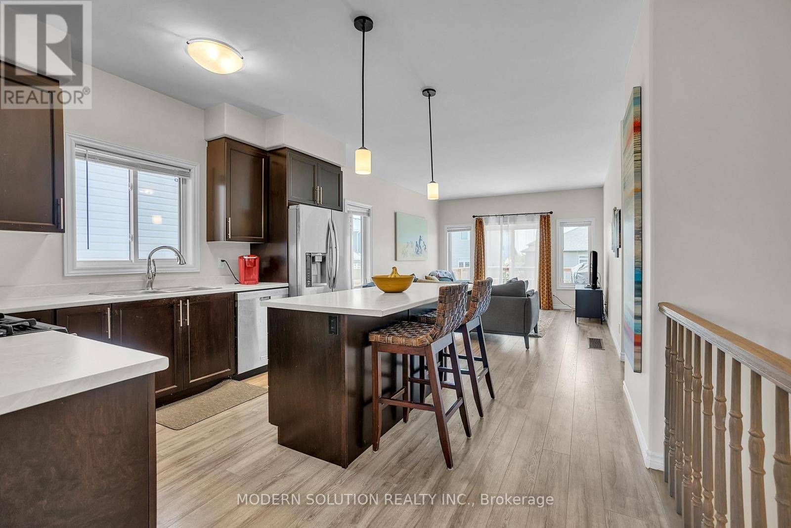 Belleville (thurlow Ward), ON K8N0J6,12 CYPRESS DRIVE