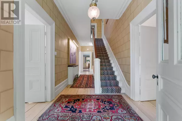 Port Hope, ON L1A3V5,4558 COUNTY RD 10