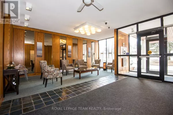 Ottawa, ON K1V9A7,1285 CAHILL DR #801