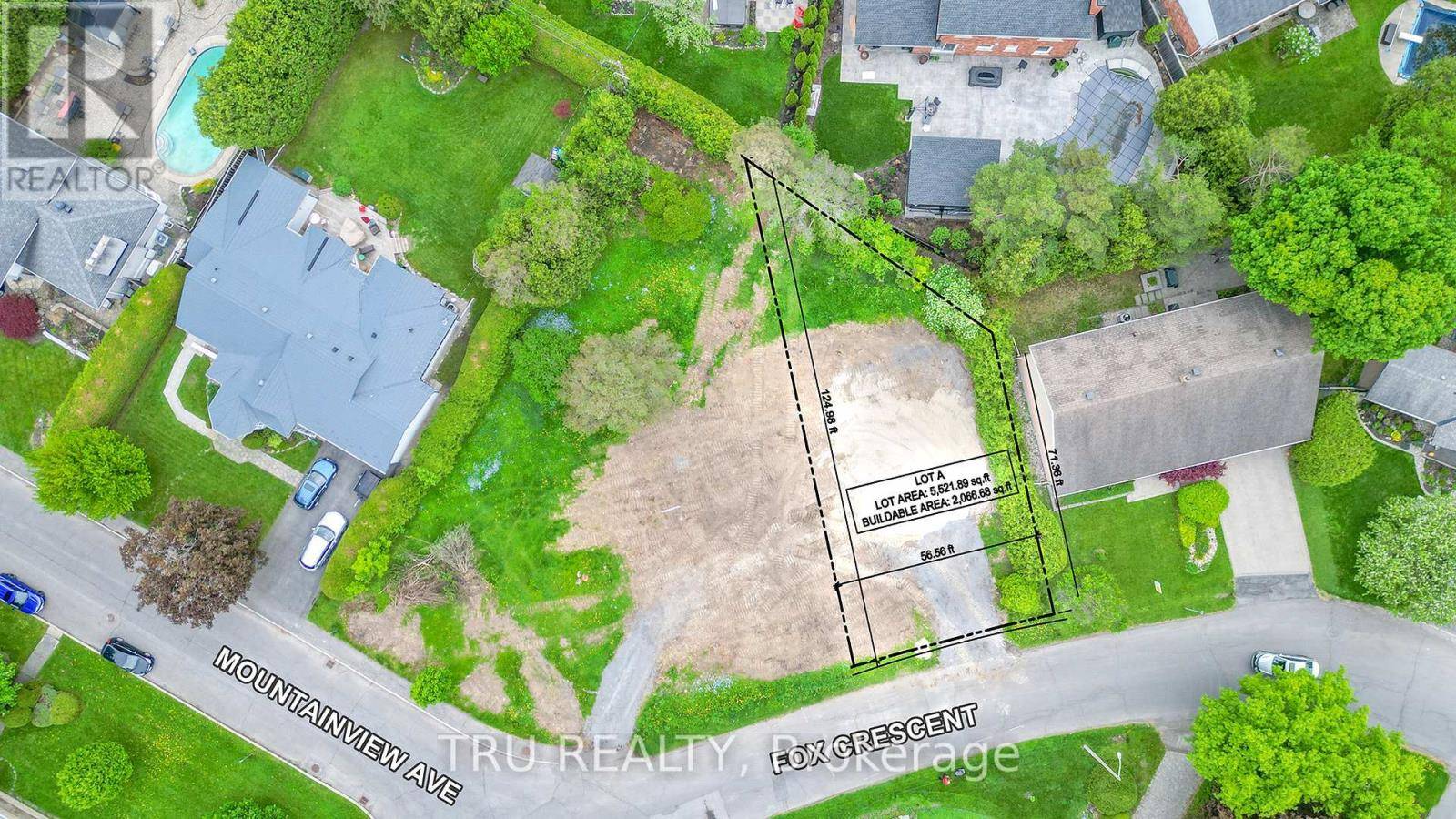 2300 FOX CRESCENT, Ottawa, ON K2B7K6