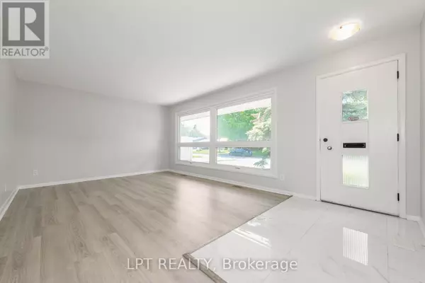 Ottawa, ON K2E5B1,5 ATTWOOD CRESCENT