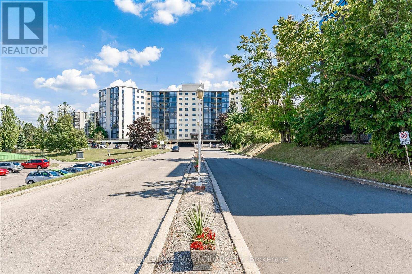 Guelph (riverside Park), ON N1H7B1,19 Woodlawn RD East #505