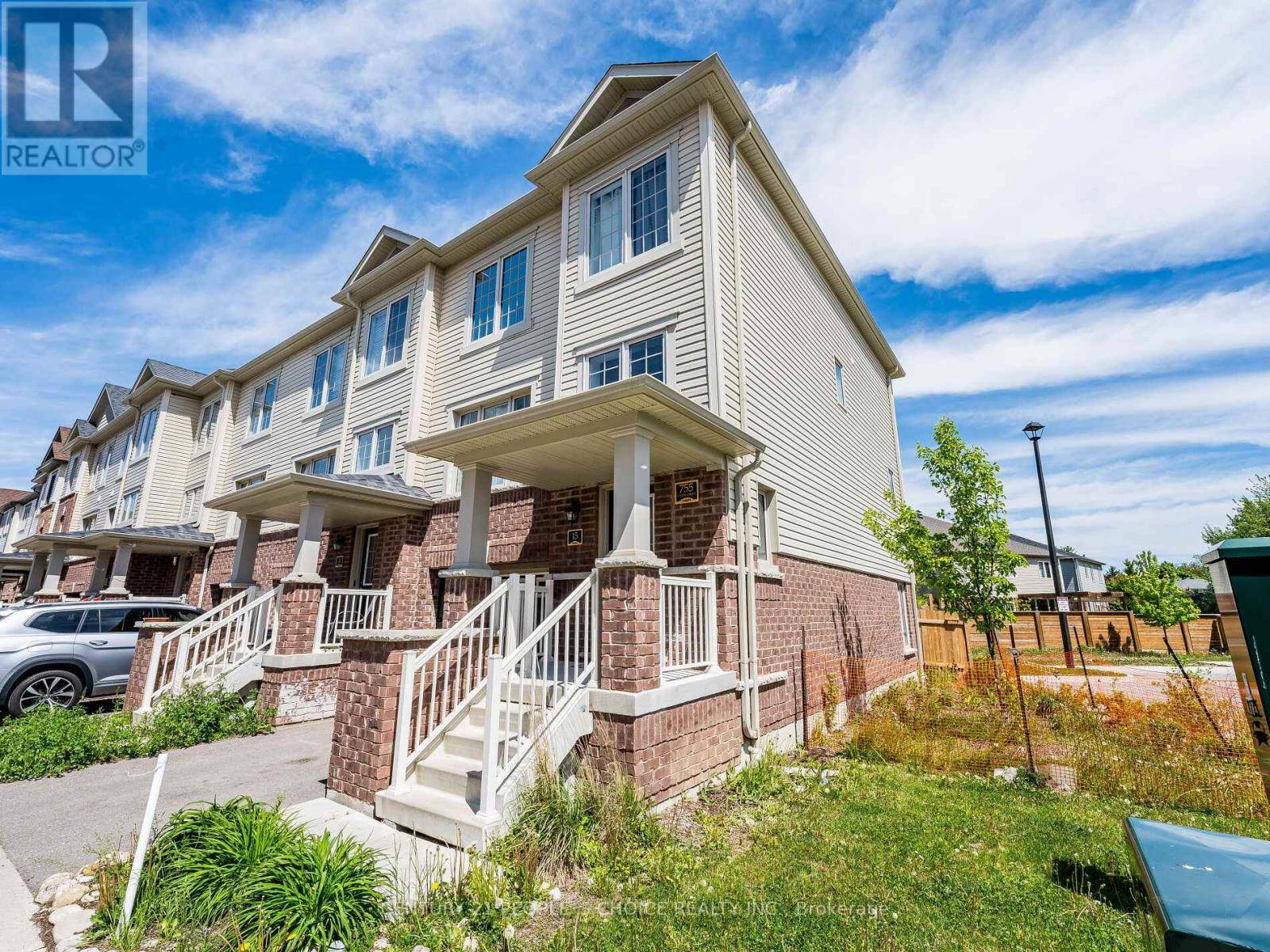 Cambridge, ON N3H0E4,755 Linden DR #15