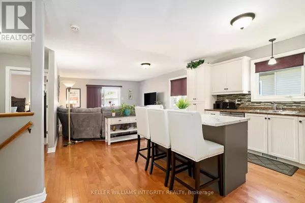 Smiths Falls, ON K7A0A2,44 LEE AVENUE
