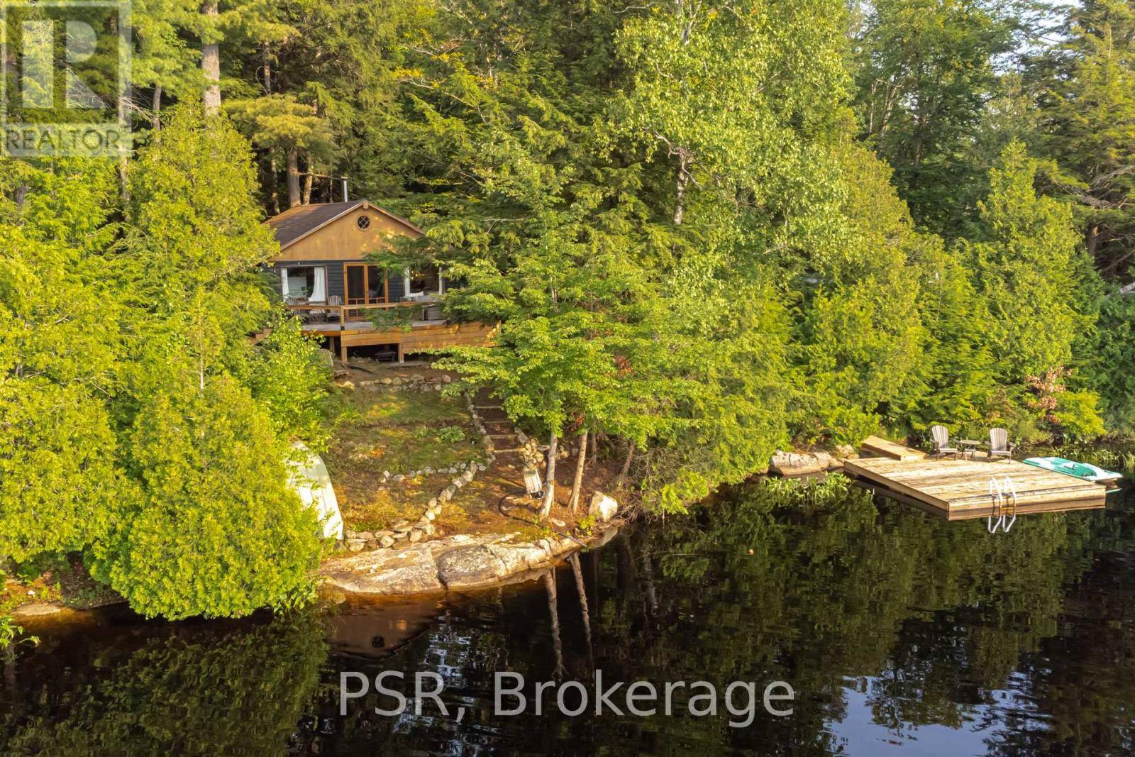Lake Of Bays (ridout), ON P0A1E0,1027 NORTH PINE DRIVE