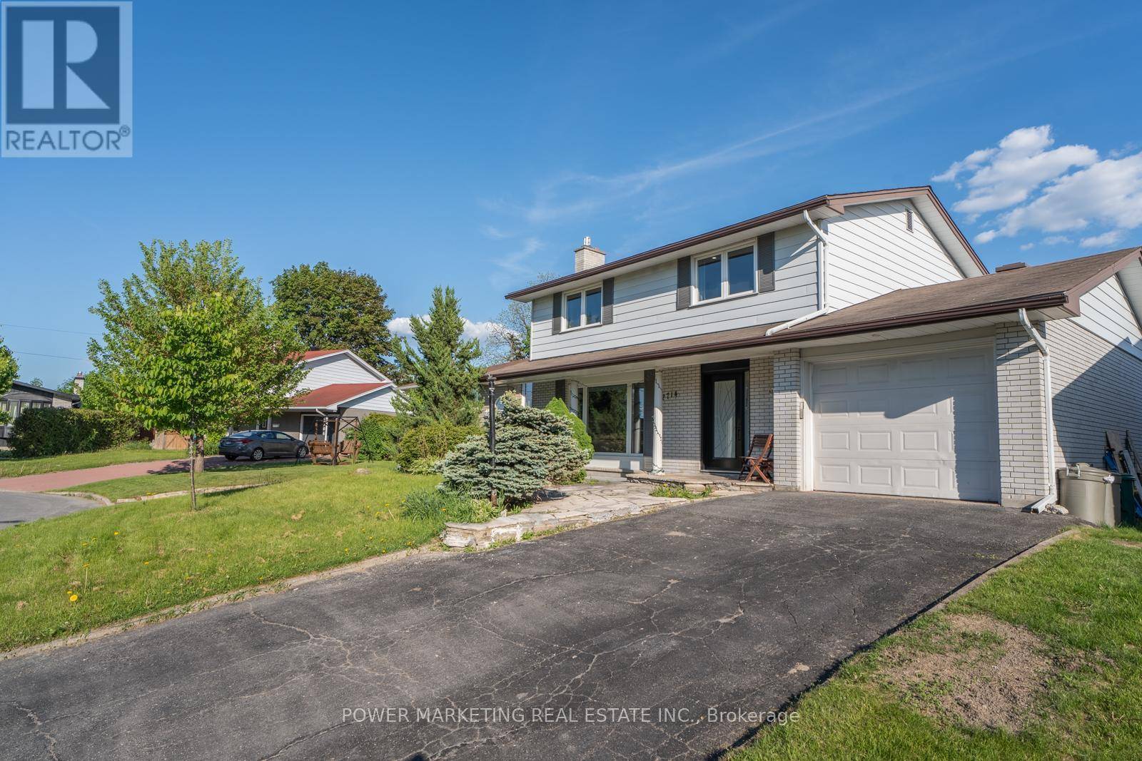 Ottawa, ON K2H6Y6,2714 HICKSON CRESCENT