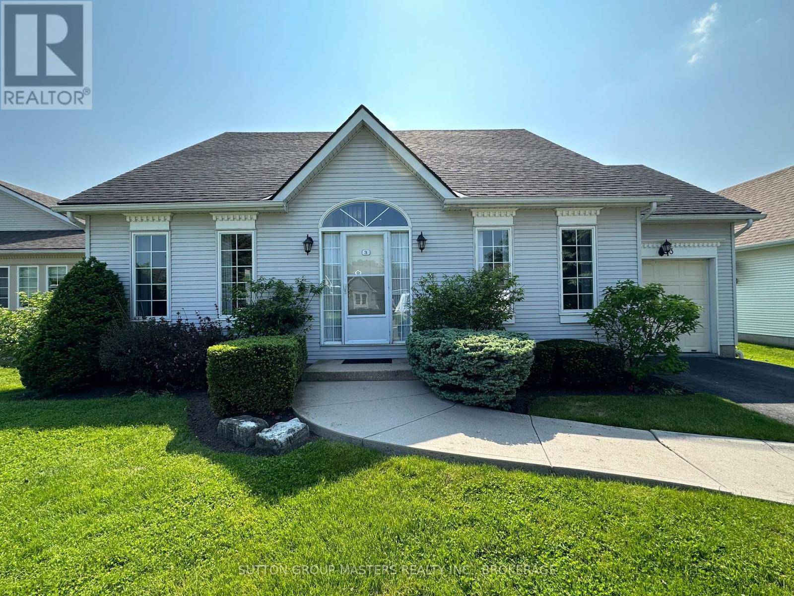 3 EMPIRE COURT, Loyalist (bath), ON K0H1G0