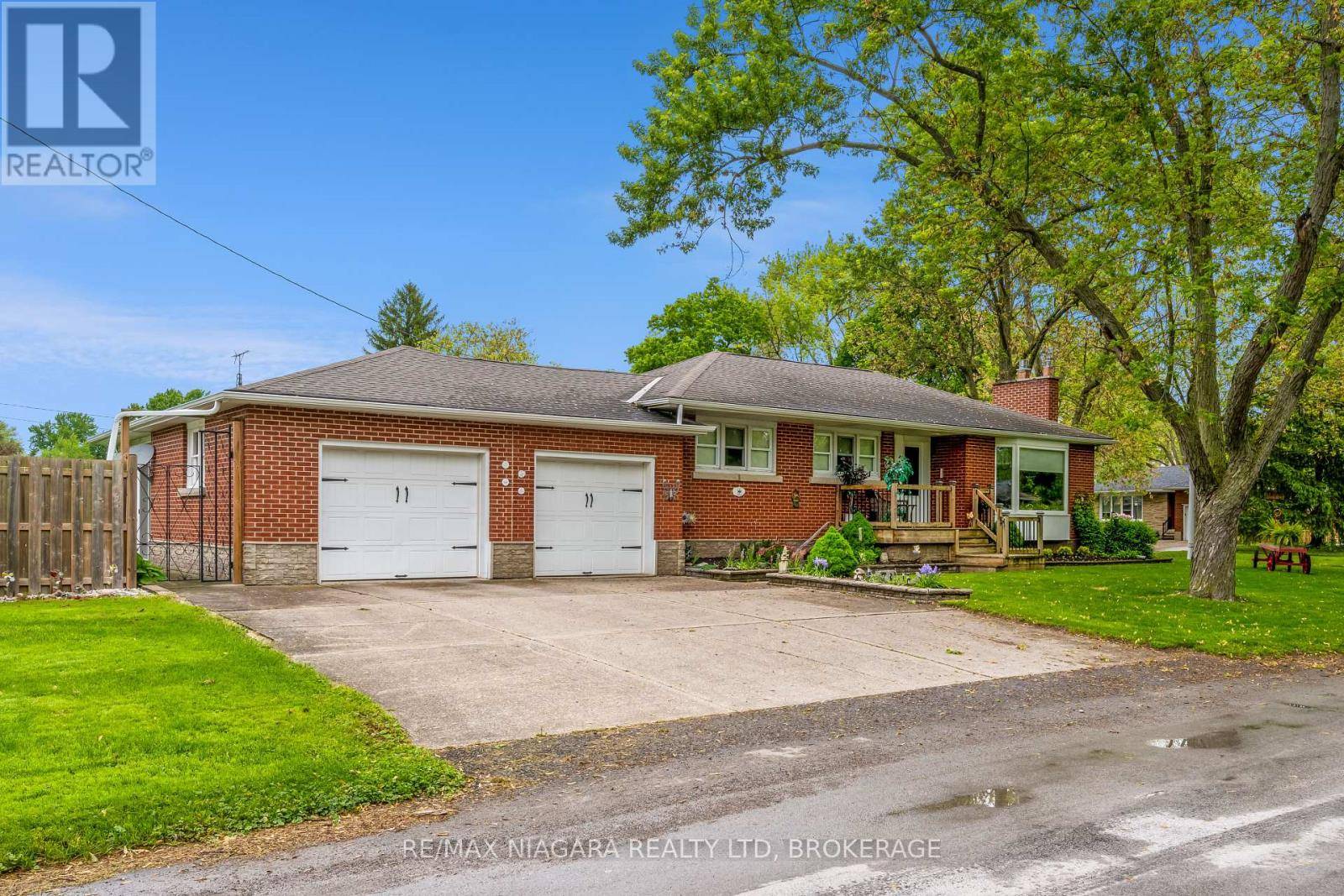 Welland (prince Charles), ON L3C4G9,78 SUMMIT AVENUE