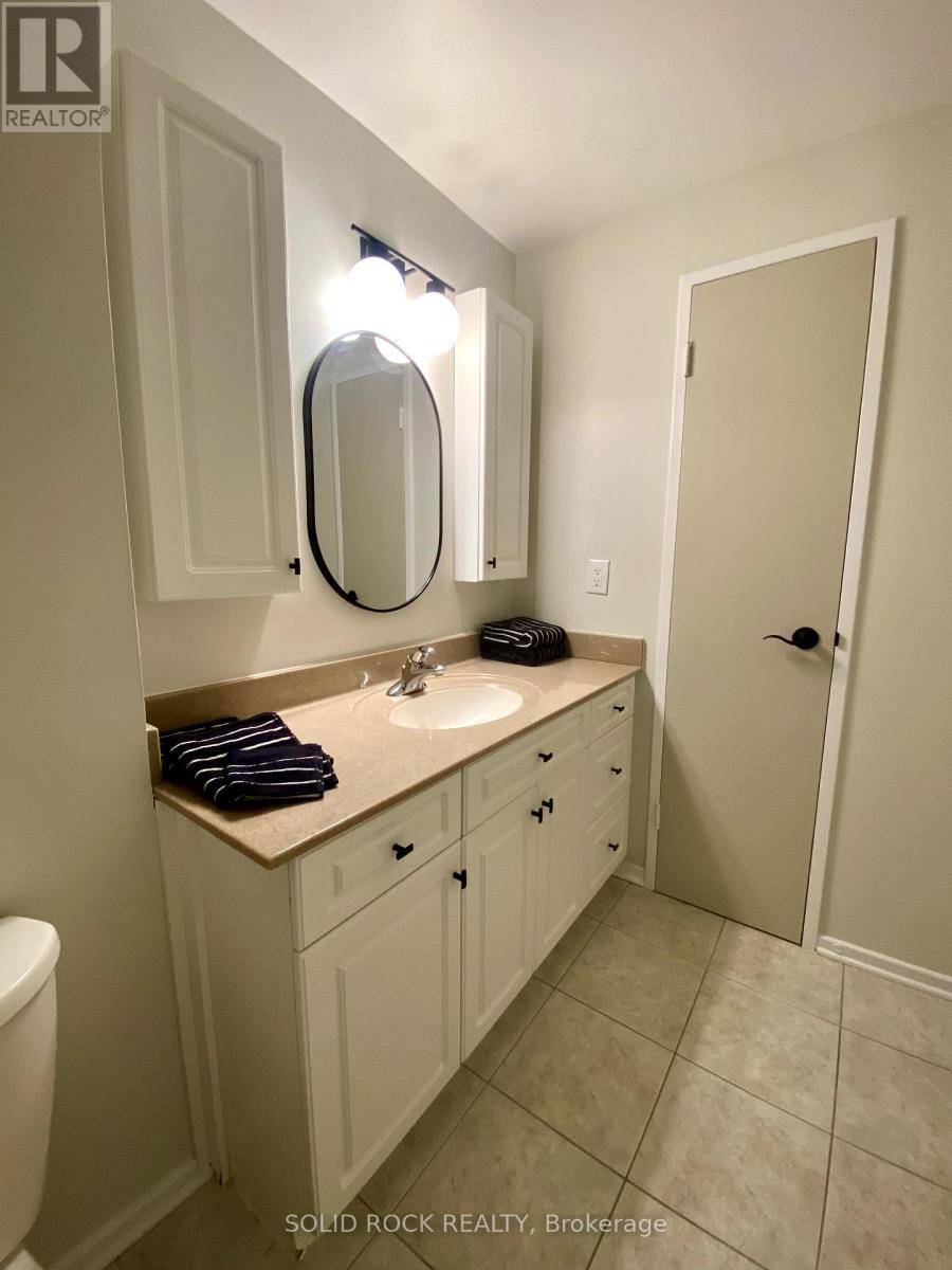 Ottawa, ON K2B6J6,3100 Carling AVE #902