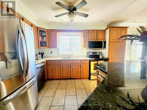 Tillsonburg, ON N4G5K1,98 ALLEN STREET