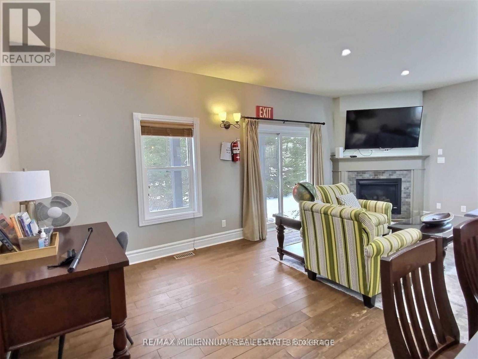 Blue Mountains, ON L9Y0V1,171 Snowbridge WAY #141