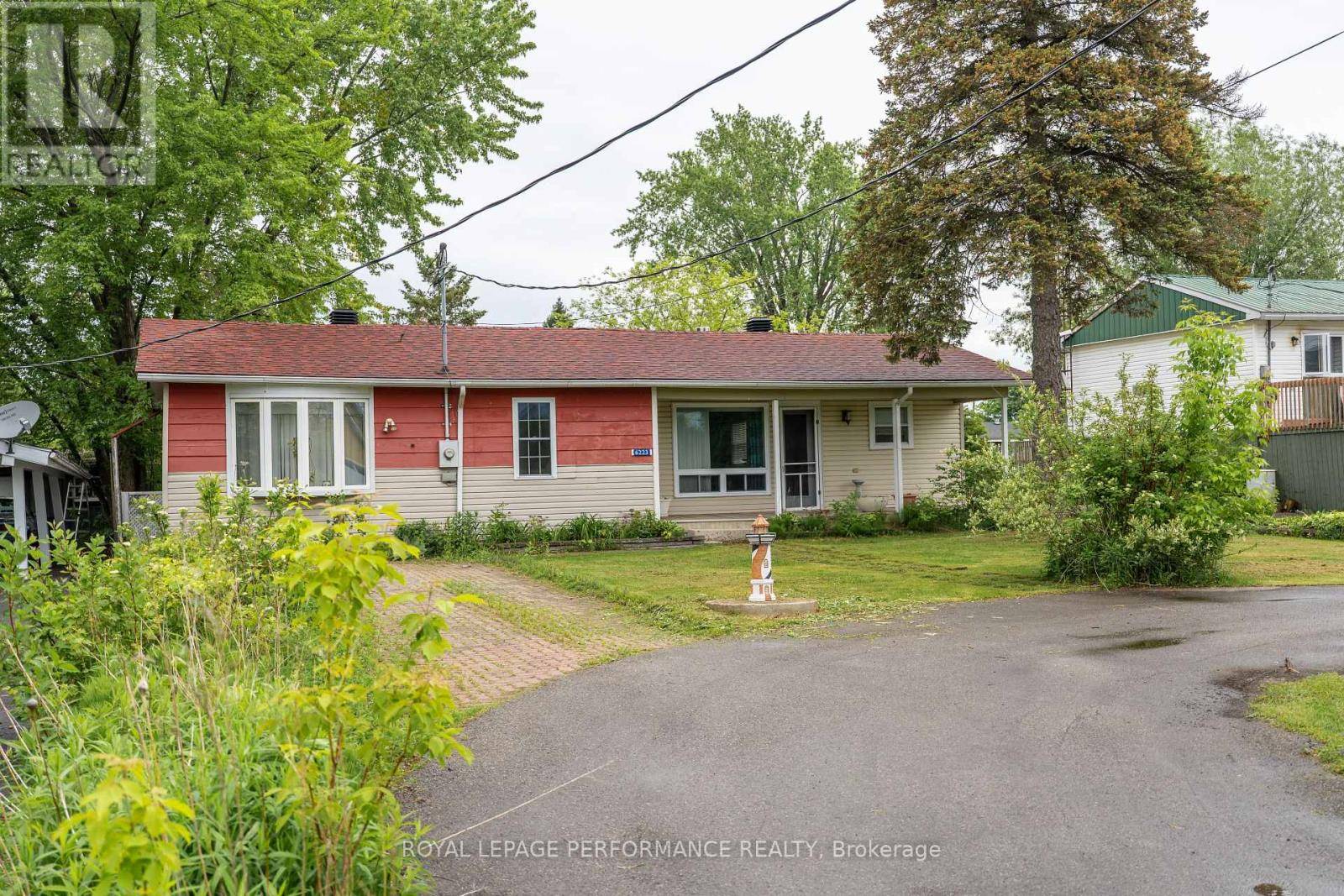 South Glengarry, ON K0C1E0,6223 164TH AVENUE