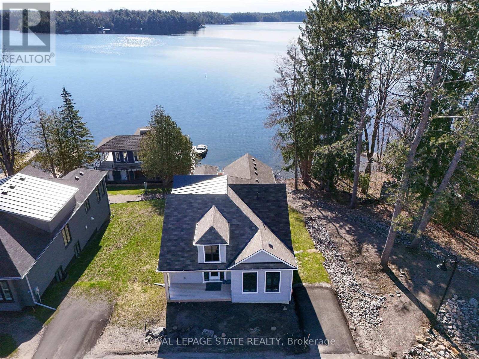 Muskoka Lakes (medora), ON P0B1G0,2054 Peninsula RD #53