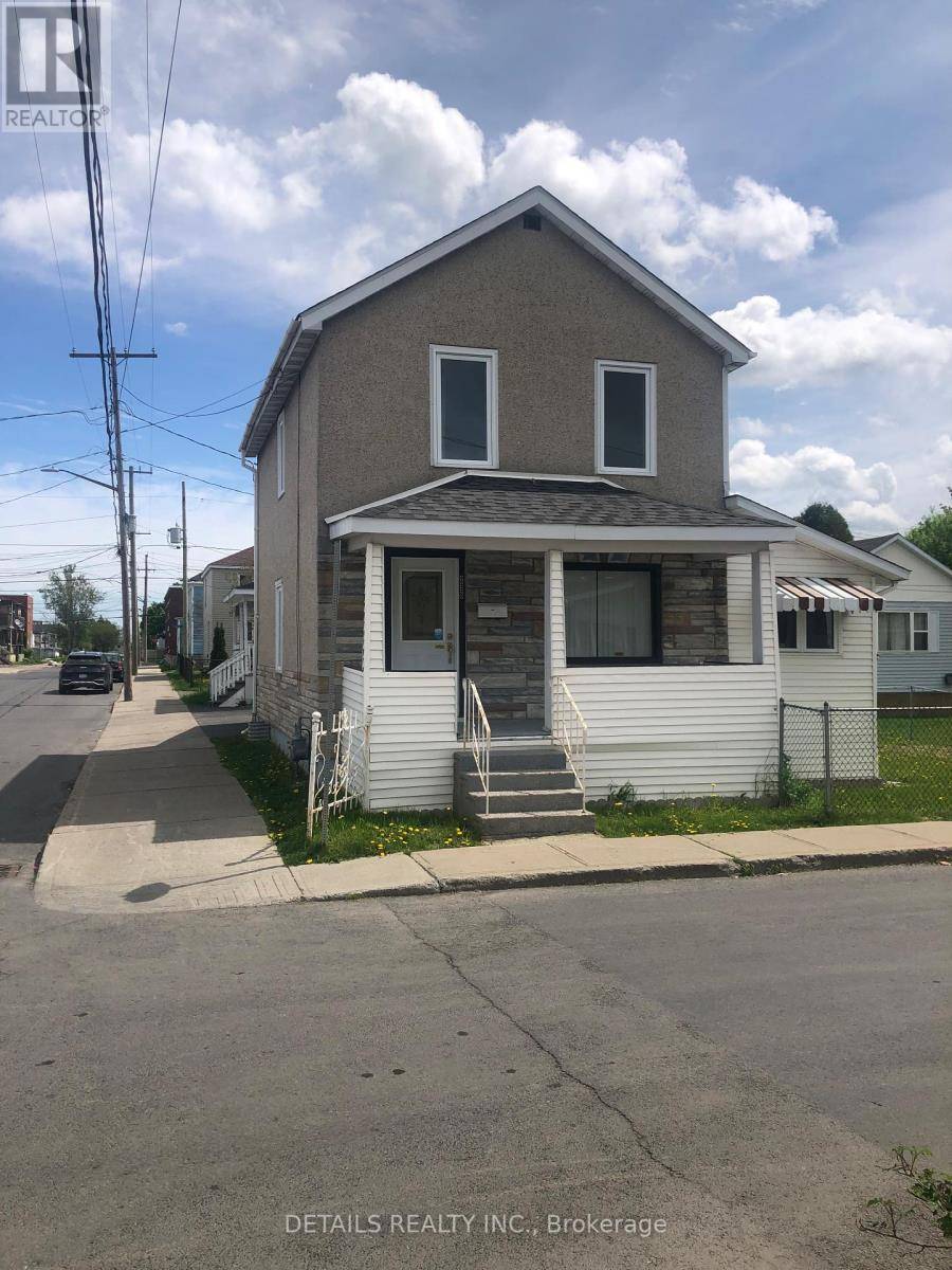 238 PRINCE ARTHUR STREET S, Cornwall, ON K6H4N7