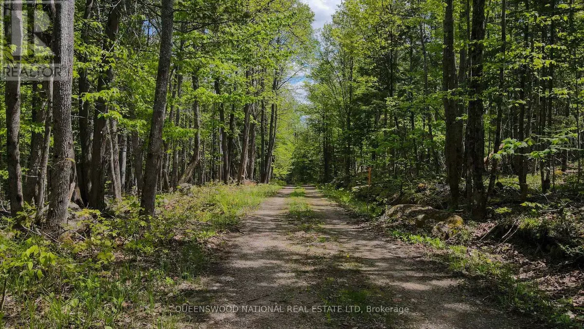 Madawaska Valley, ON K0J1B0,00 SIBERIA ROAD
