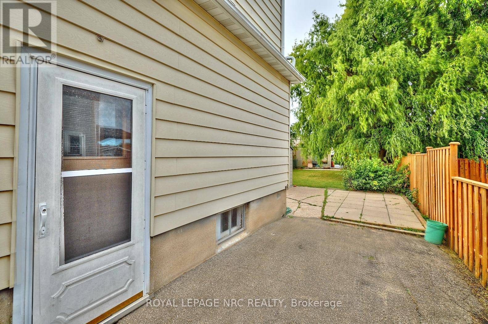 St. Catharines (facer), ON L2M4V3,223 NIAGARA STREET