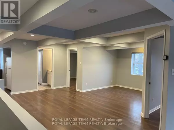 Ottawa, ON K1T3T8,2759 East Fenton RD South #18
