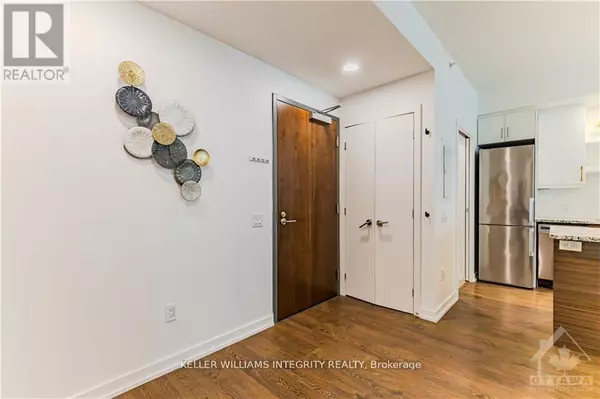 Ottawa, ON K1R6K8,320 Miwate Private ## 311