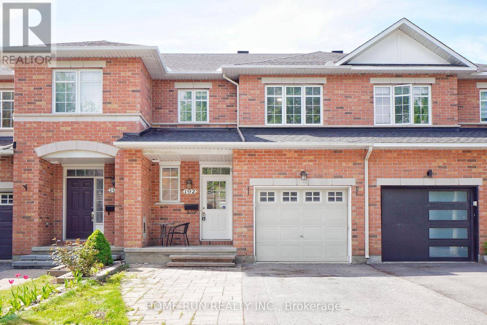 Ottawa, ON K2J5J4,192 DEERCROFT AVENUE