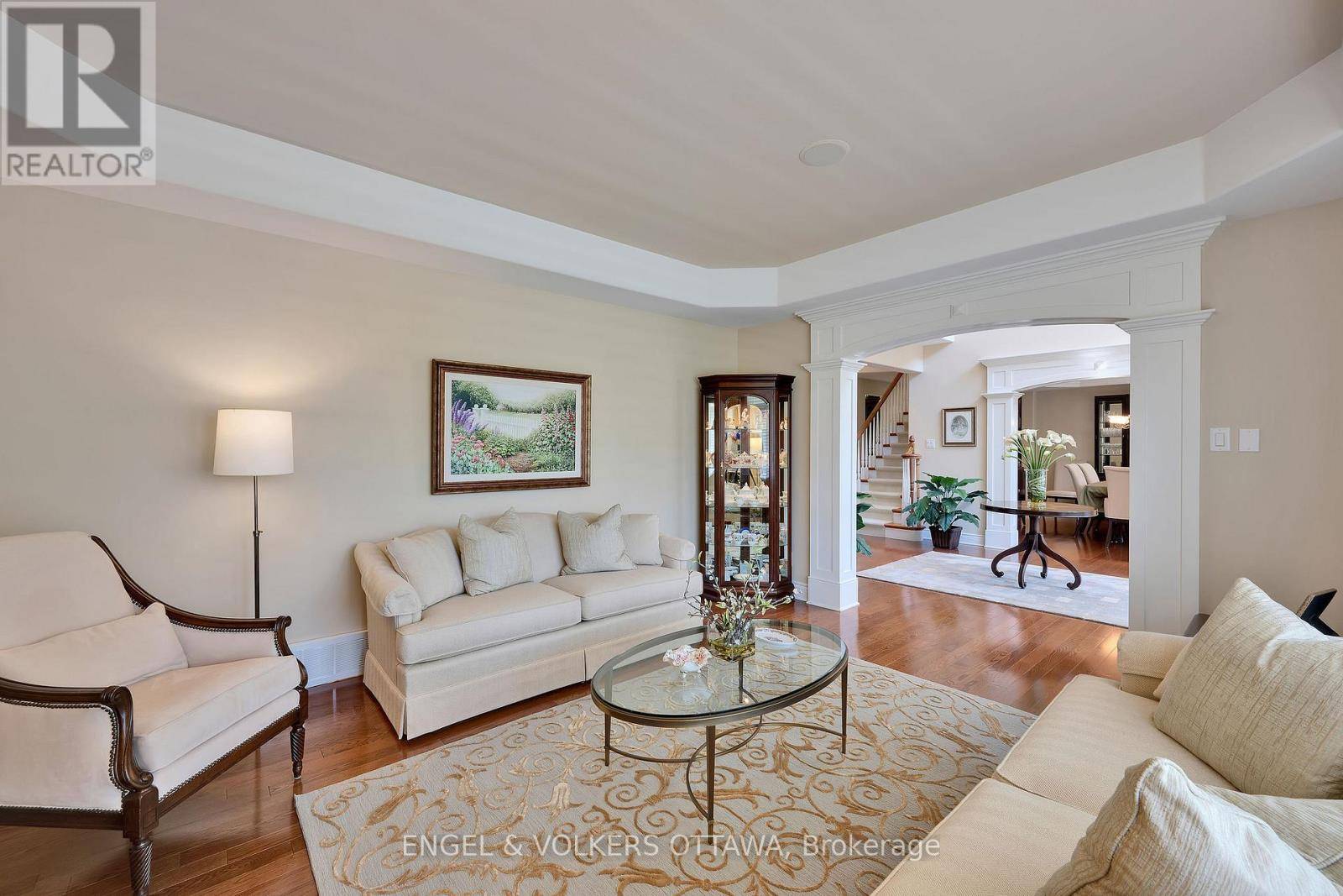 Ottawa, ON K2S1V2,18 FORESTGROVE DRIVE