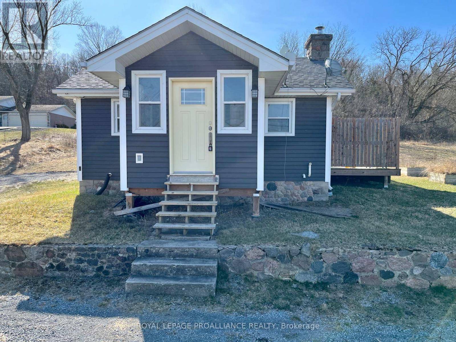 Prince Edward County (ameliasburgh), ON K0K1L0,2237 COUNTY RD 3