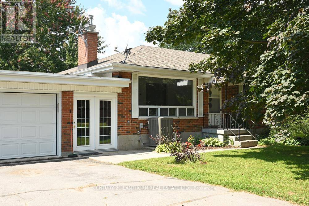 Belleville (belleville Ward), ON K8N4Z2,151 AVONLOUGH ROAD W