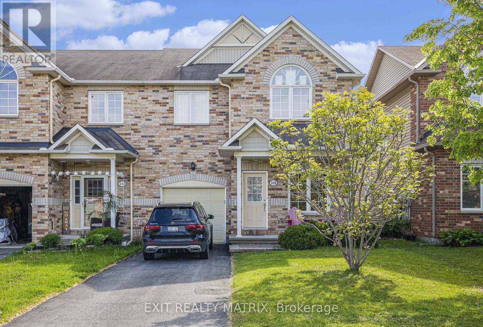 508 FORDELL AVENUE, Ottawa, ON K2W0B3