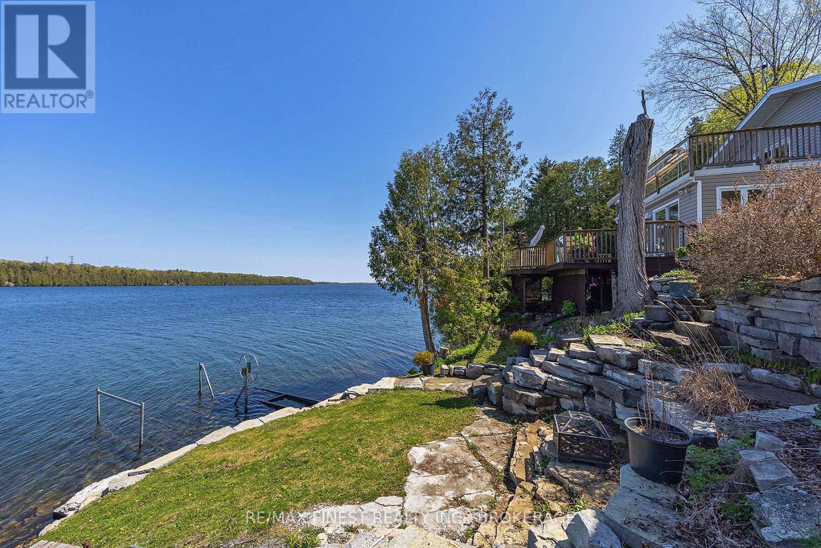 Frontenac (frontenac South), ON K0H1X0,1048 LARK LANE